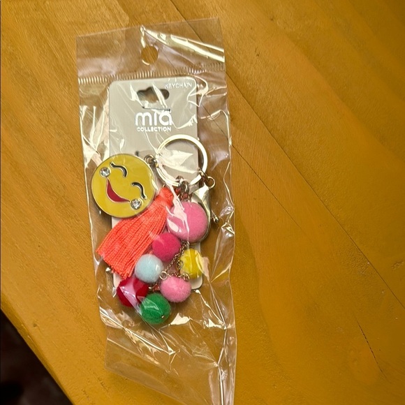 Mia Collection Rainbow Pom Pom Smiley Face Gold Tassel Keychain - Picture 1 of 3